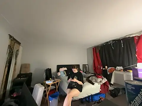 Snowbunnycake 131 online show from April 27, 9:46 pm