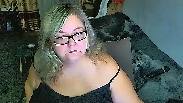 sex2 online show from October 11, 9:13 pm