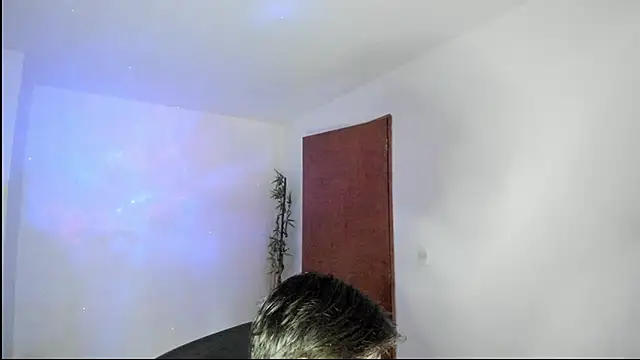Snapshot of Giordano_Russo chatting on September 10, 10:54 pm Giordano Russo online show from September 10, 10:54 pm