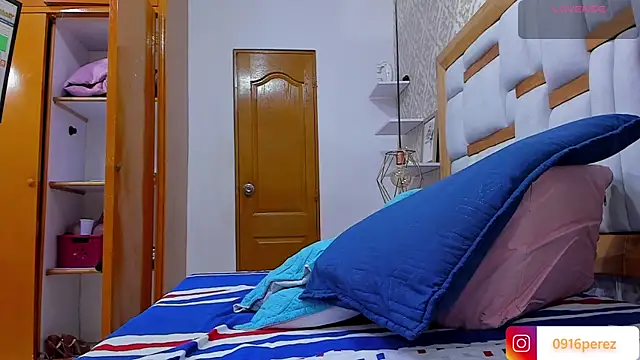  kaarla  online show from September 13, 7:13 pm