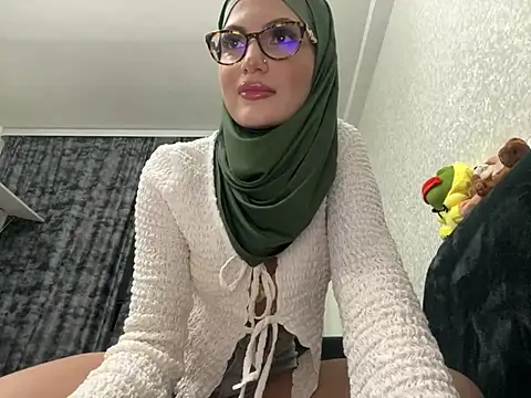 GumusGuray online show from February 2, 2:38 am