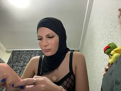 GumusGuray online show from March 6, 10:04 pm