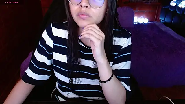 Snapshot of MidoriQuiinn chatting on May 29, 4:05 pm MidoriQuiinn online show from May 29, 4:05 pm