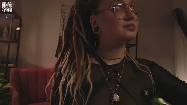 Snapshot of VortexProject chatting on October 11, 2:04 pm VortexProject online show from October 11, 2:04 pm