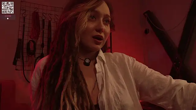 Snapshot of VortexProject chatting on October 18, 1:23 pm VortexProject online show from October 18, 1:23 pm