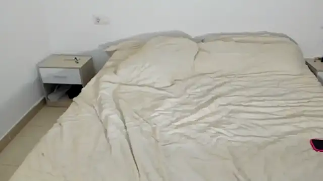 Snapshot of MariaMeir chatting on October 14, 9:04 pm MariaMeir online show from October 14, 9:04 pm