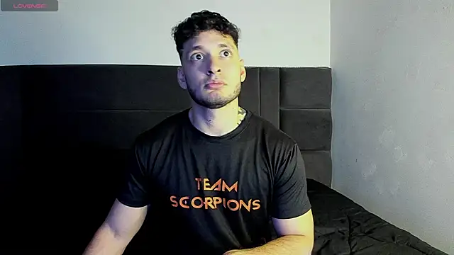 Snapshot of alejandro__2 chatting on November 7, 7:36 pm alejandro 2 online show from November 7, 7:36 pm