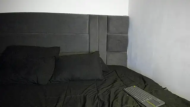 alejandro  2 online show from January 14, 3:50 pm