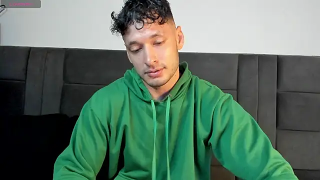 alejandro  2 online show from June 4, 1:39 pm