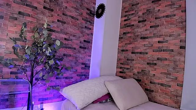 Lucy fit online show from December 19, 5:07 am