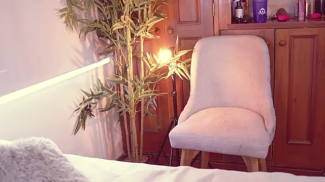 Lucy fit online show from October 18, 11:44 am