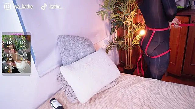 Lucy fit online show from November 8, 11:10 am