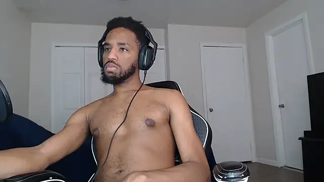 Snapshot of ChrisVacher chatting on February 9, 6:56 pm ChrisVacher online show from February 9, 6:56 pm