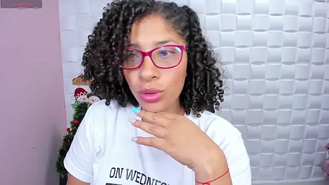 DannaBerry online show from December 17, 1:16 pm