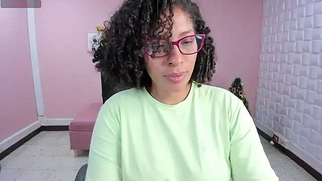 DannaBerry online show from December 18, 3:11 pm