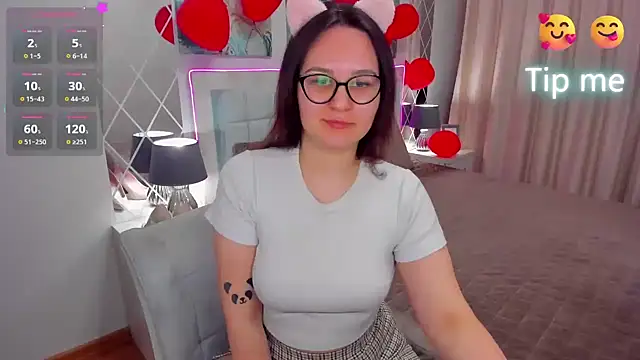 EsterLogan online show from March 3, 9:22 am