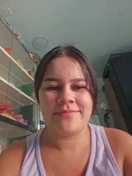 Snapshot of sweet_lucia chatting on June 1, 2:08 pm sweet lucia online show from June 1, 2:08 pm
