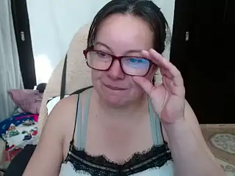 Snapshot of Sonialorens_ chatting on December 11, 9:12 pm Sonialorens online show from December 11, 9:12 pm