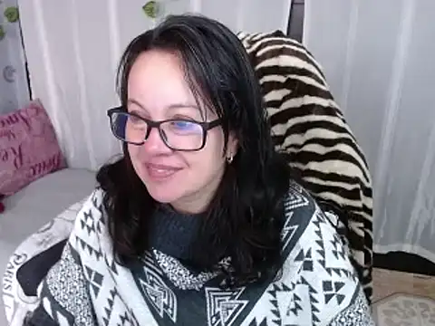 Snapshot of Sonialorens_ chatting on February 13, 2:09 pm Sonialorens online show from February 13, 2:09 pm