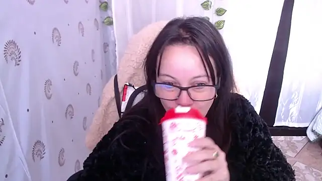 Snapshot of Sonialorens_ chatting on February 15, 2:55 pm Sonialorens online show from February 15, 2:55 pm