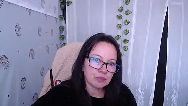 Snapshot of Sonialorens_ chatting on February 15, 6:01 pm Sonialorens online show from February 15, 6:01 pm