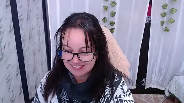 Snapshot of Sonialorens_ chatting on February 28, 5:04 pm Sonialorens online show from February 28, 5:04 pm
