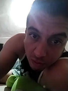 Snapshot of starplss chatting on November 5, 2:44 am starplss online show from November 5, 2:44 am