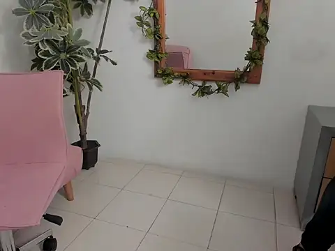 starplss online show from March 15, 9:54 pm