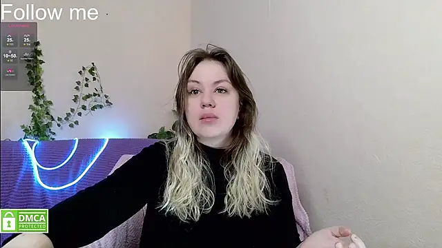 elven dreams  online show from March 7, 5:15 am