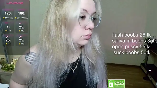 Snapshot of elven_dreams_ chatting on July 5, 6:42 am elven dreams online show from July 5, 6:42 am