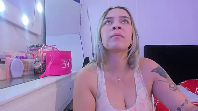 Byanca Winklar online show from December 8, 5:11 pm