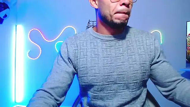 sebastian horny online show from December 13, 8:25 pm