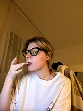 MaryHiggins online show from November 5, 1:16 am