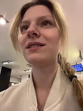 MaryHiggins online show from March 29, 1:33 pm