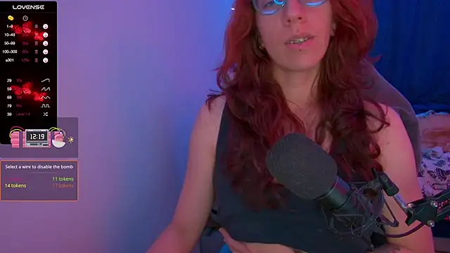 thecherry Paulette online show from April 14, 3:34 am