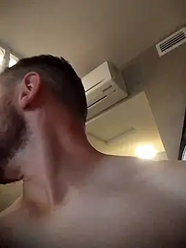 Snapshot of Juninho5755 chatting on November 16, 5:40 pm Juninho5755 online show from November 16, 5:40 pm