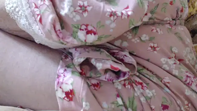 Snapshot of Anabelldestiny chatting on November 6, 7:26 pm Anabelldestiny online show from November 6, 7:26 pm