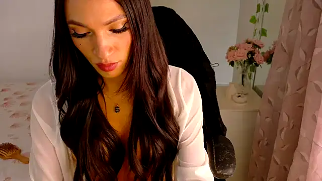 Ariana girlhots online show from April 17, 8:23 pm