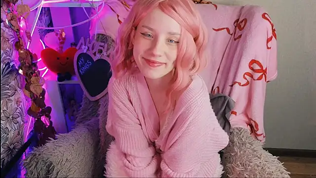 sarakaell online show from February 13, 1:34 am