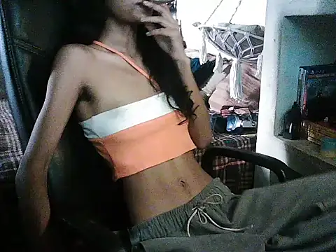 Snapshot of exude_diya chatting on June 29, 3:02 am exude diya online show from June 29, 3:02 am