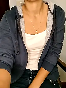 megan2021 online show from October 14, 5:03 pm