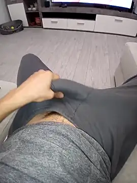 Snapshot of QuietBoy chatting on October 29, 11:56 am QuietBoy online show from October 29, 11:56 am