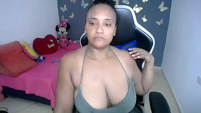 marysol83 online show from May 10, 12:49 am