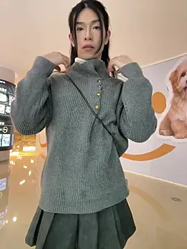 CrytinaSissyCrossdress online show from December 21, 1:21 pm