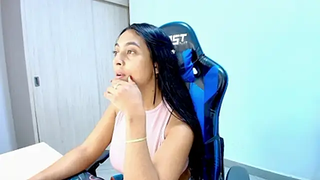 sophiax-x online show from January 10, 2:24 am