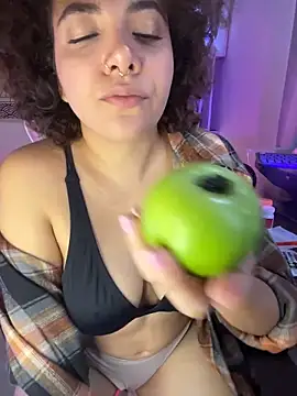 Snapshot of Emma_Wish chatting on November 30, 6:12 pm Emma Wish online show from November 30, 6:12 pm