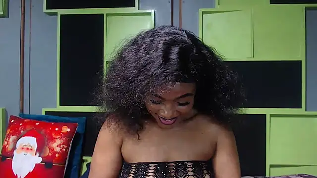 Snapshot of SexyAssDivaxxx chatting on January 17, 12:52 pm SexyAssDivaxxx online show from January 17, 12:52 pm