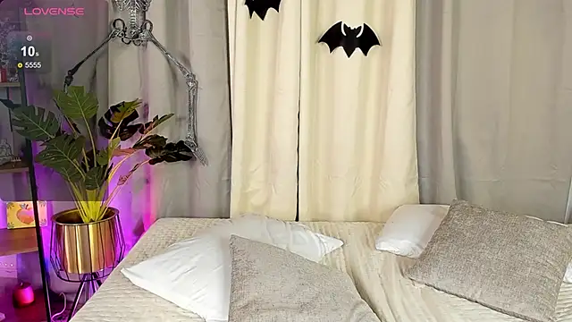 Amy art online show from October 10, 10:09 pm