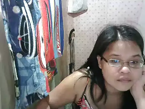 abiemayhottiey online show from October 25, 12:07 am