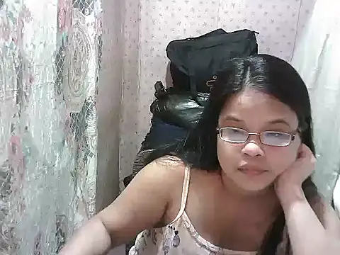 abiemayhottiey online show from November 25, 2:17 pm